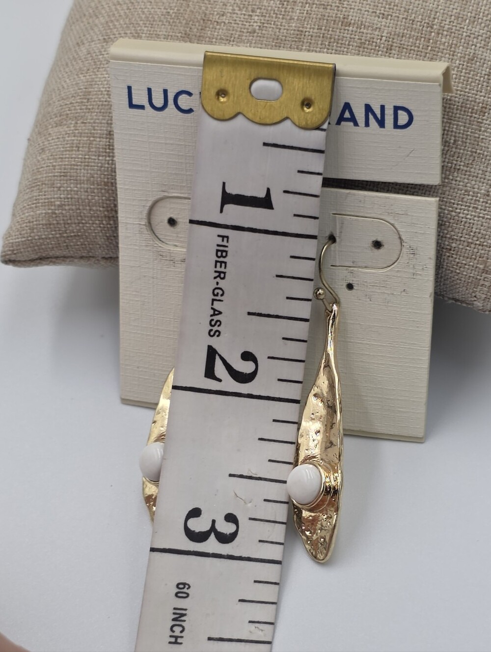 Lucky Brand Hammered Gold Tone White Stone Petal Drop Earrings French Hook NEW - Picture 3 of 3